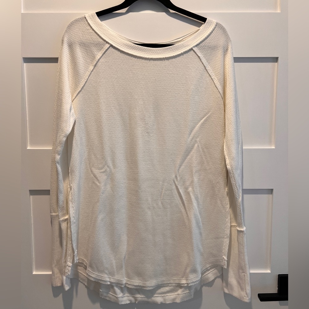 Super soft, lightweight, waffle, long sleeve tunic top from Free People, size S.
